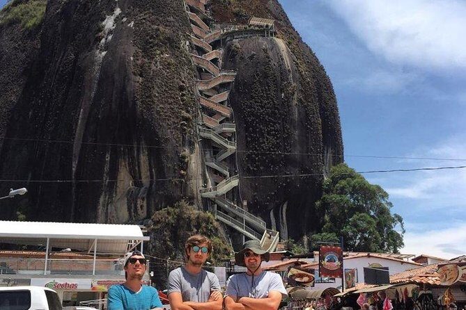 Medellin : Guatape SEMI PRIVATE EXPERIENCE - Stop 2: Guatapé town, zócalos, and an easy walking pace