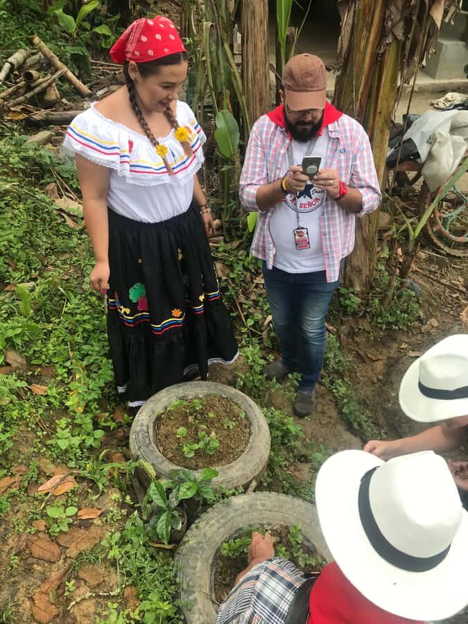 Medellín: Guatape Village with Coffee and Fruit Tasting Tour - FAQ
