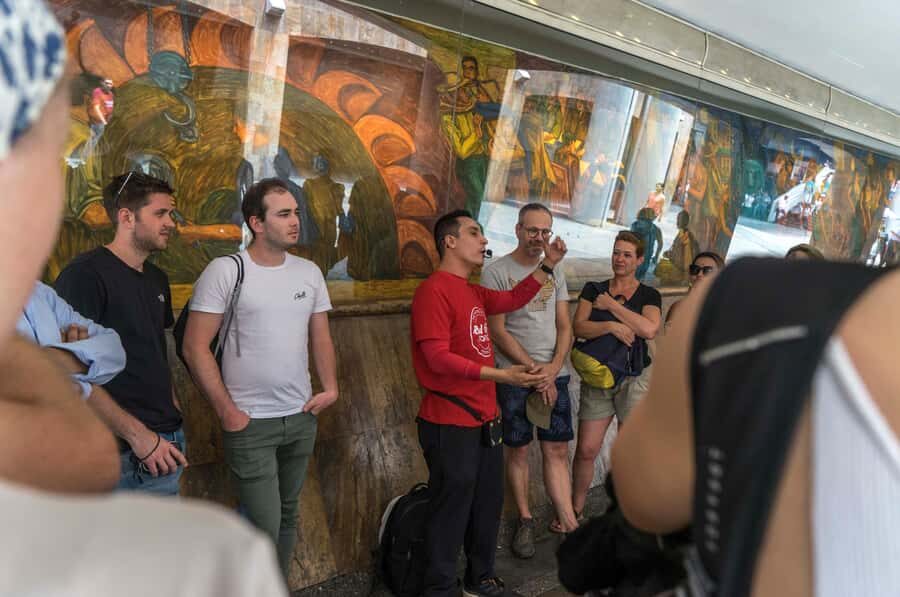 Medellin Historic Walking Tour - Who this tour suits best (and who might want something else)