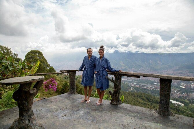 Medellin Horse ride coffee tour and spa - Where the Arví mountain day starts: Metrocable and getting to Don Leandro