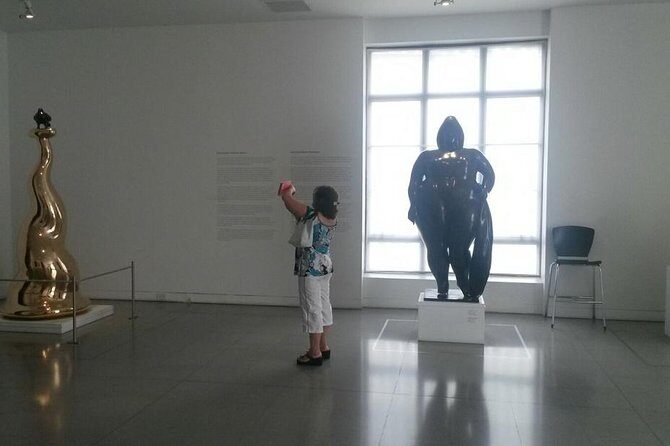 Medellín Museums Tour and Fernando Botero´s Antioquia museum - Medellín’s museum loop that actually feels like the city