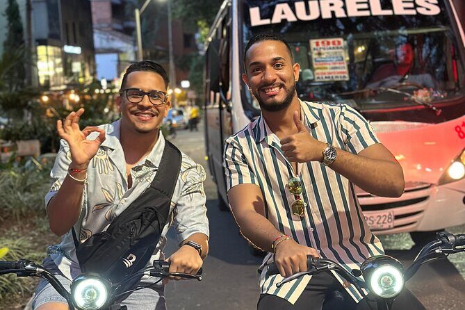 Medellin Night E-Bike Tour with Gourmet Dinner Included - Parque de la Luces: The Nighttime Tower Spectacle