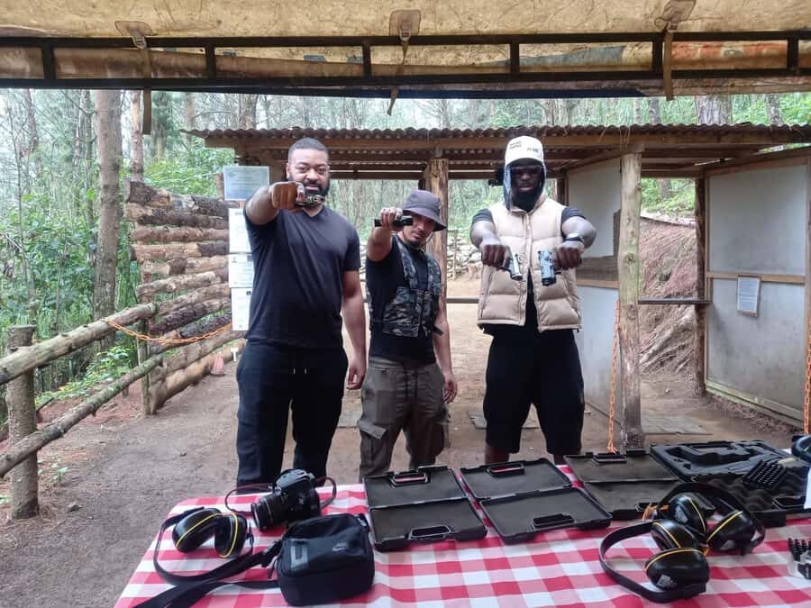 Medellin Outdoor Shooting Range Adventure - Who should book this shooting range adventure (and who might not)