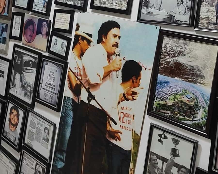 Medellín: Pablo Escobar Historical Tour Complete Experience - Private transport and an 8-hour itinerary that’s actually usable