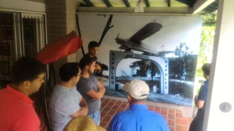 Medellin: Pablo Escobar Museum with Roberto Escobar … - The photo opportunity and souvenir signings: memorable, but use judgment