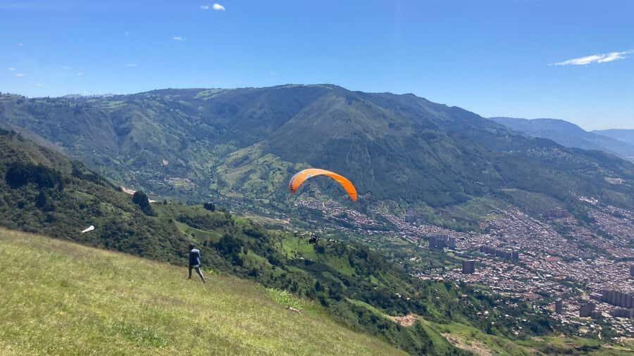 Medellín Paragliding - Go Pro Included - GoPro included: how you’ll relive the ride