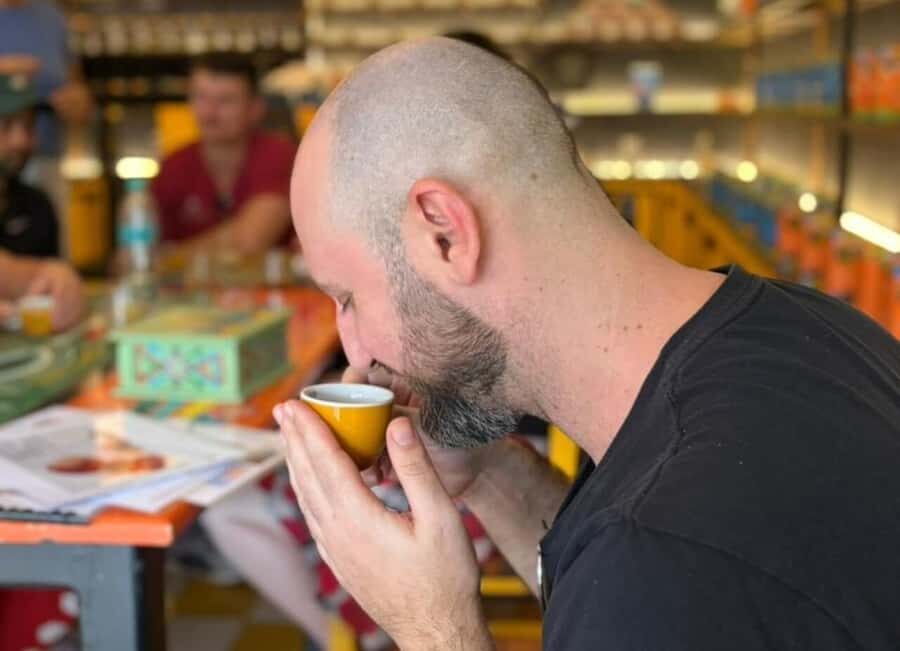 Medellín: Street Food Tour with Local Tastings - The walking pace: enough movement to work up appetite
