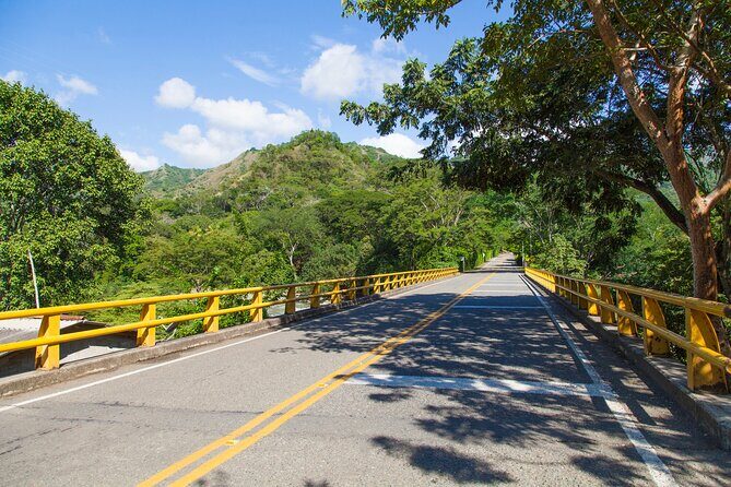 Medellín to or from Guatapé Private Transfer - A stress-free Medellín to Guatapé plan