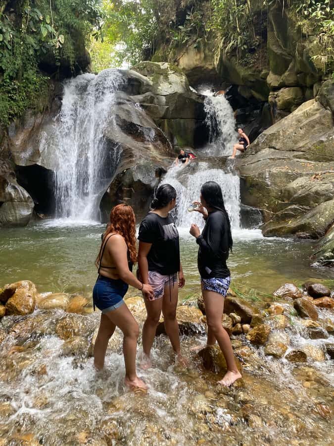 Medellin: waterfalls and naturals poolls tour - How the Medellín to Barbosa Day Works in 4 Hours
