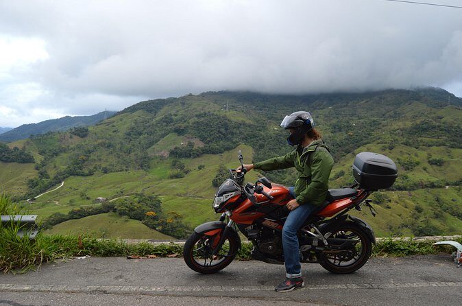 Motorcycle rental in Medellin with unlimited km - Your 24-Hour Ride Plan: Simple Flow, Smart Prep