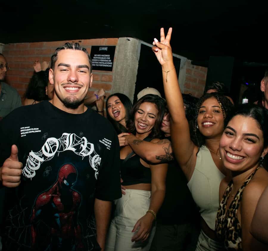 Nightlife Medellin, Rooftops, bars and Clubs - The club finish at Porton de Provenza: where the night peaks