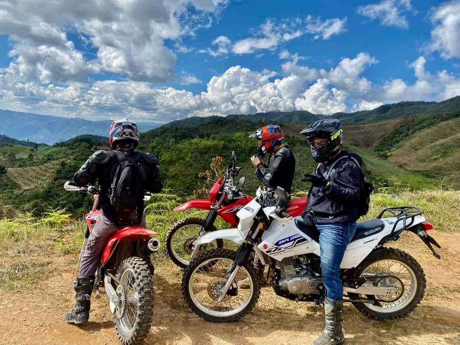 Off-road motorcycle adventure through the Medellín mountains - Where Guarne’s dirt routes start feeling real