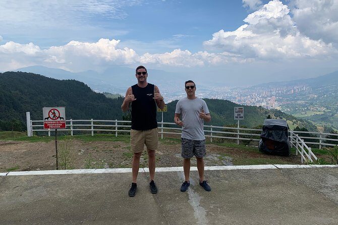 Pablo Escobar +Comuna13 tour - Freedom to tailor the itinerary (and why that helps)