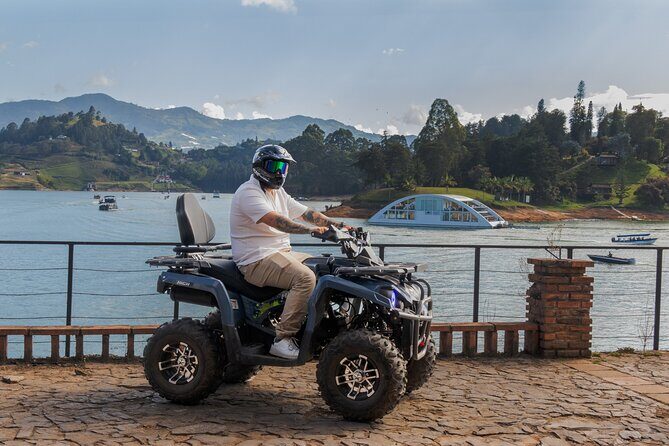 Pablo Escobar Mansion Tour in El Peñol and Guatapé - Should you book the Pablo Escobar Mansion Tour in El Peñol and Guatapé?