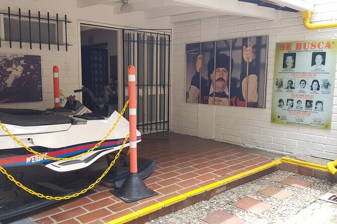 Pablo Escobar Private Half-Day Cultural Tour in Medellin - Price and value: is $69 worth it?