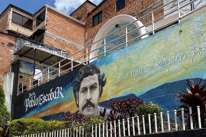 Pablo Escobar private tour - Why a private Pablo Escobar tour works better than a drive-by