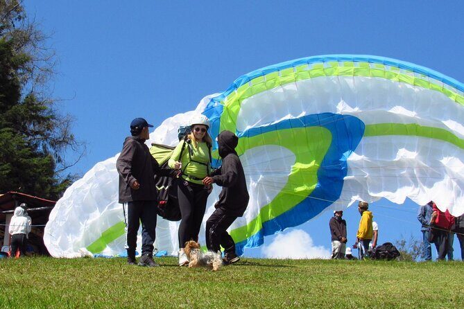 Paragliding in Medellin. - Why paragliding in Medellín feels like a different kind of thrill