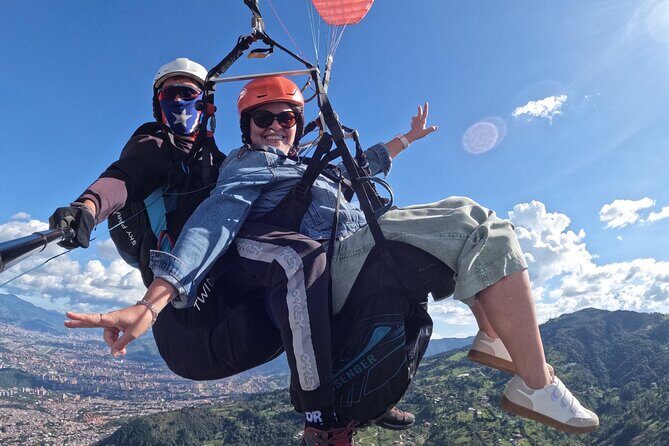 Paragliding in Medellin. - Small details that can make or break the day
