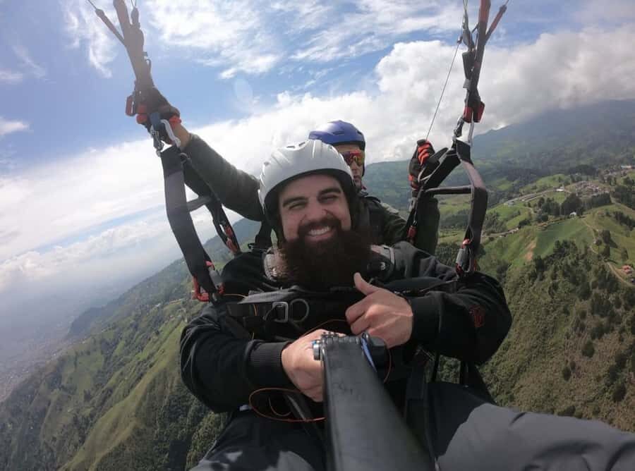 Paragliding Medellin with Transportation and free Videos - Price and Value: Is $124 Worth It for 4 Hours?