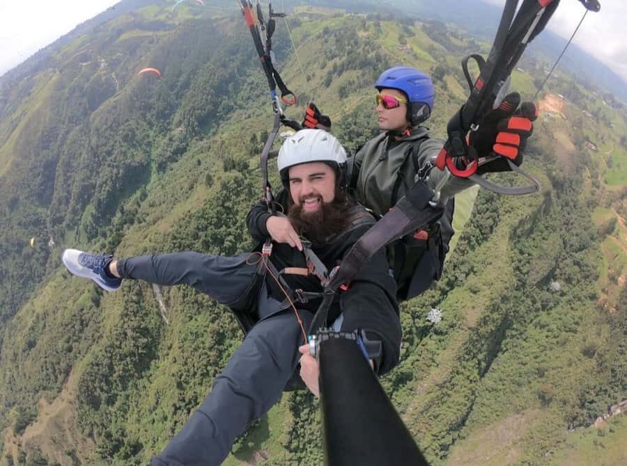 Paragliding Medellin with Transportation and free Videos - A Note on Guides and Communication in English and Spanish