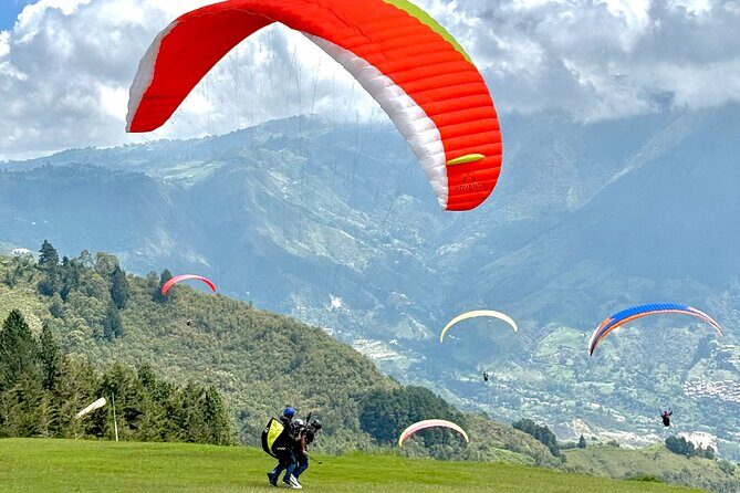 Paragliding Over Medellín + Gopro & Photos + Private transport. - Key highlights worth your attention