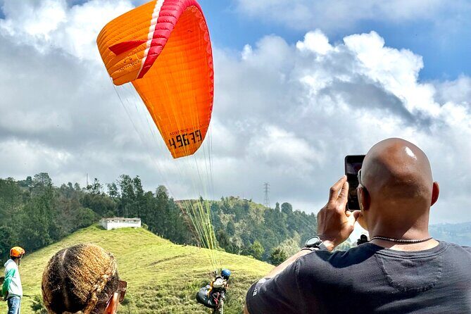 Paragliding Over Medellín + Gopro & Photos + Private transport. - Private transport from your hotel (and why it saves your energy)