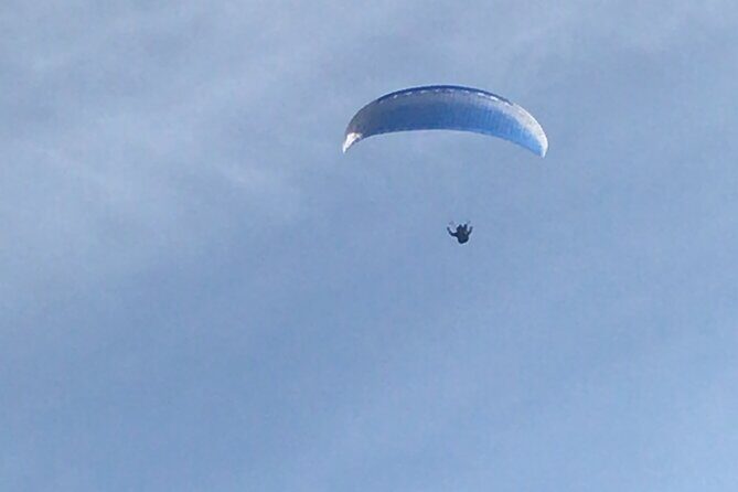 Paragliding over Medellin transport included - San Félix Flight: What Happens in the 15–20 Minutes