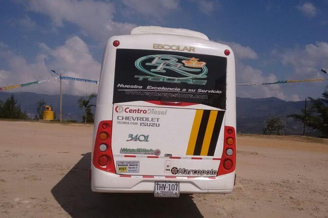 Private airport transportation - Medellín to JMC: a private ride that starts with a real human