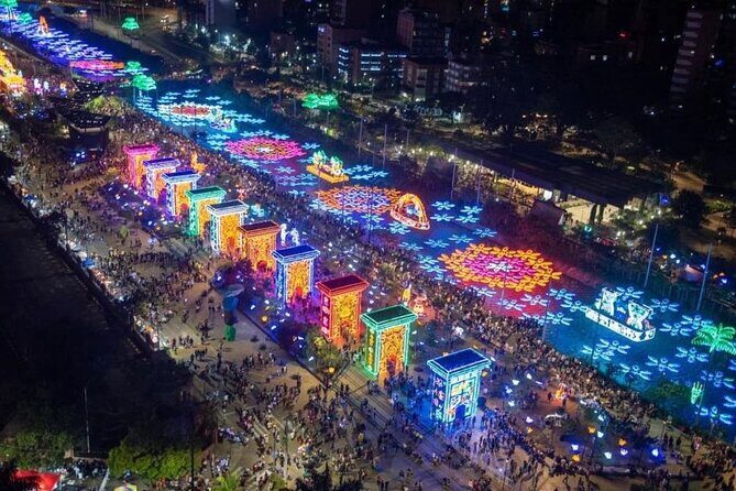 Private Christmas Lights Tour in Medellín! - Only Holiday Season! - Key highlights