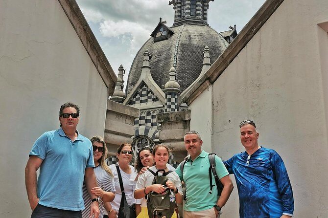 Private City Tour in Medellin: An off-the-beaten-path Experience - La Sierra by tram and aerial cable line: views plus real context