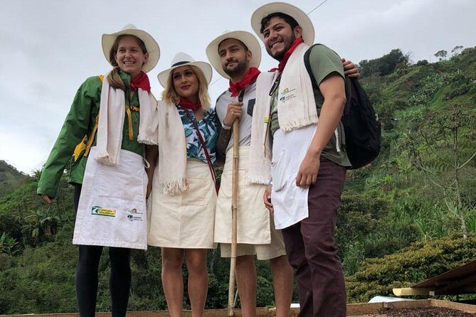 Private Full-Day Coffee Tour to Palmitas farm near Medellín - The 9:00 departure plus the San Sebastián gondola stop