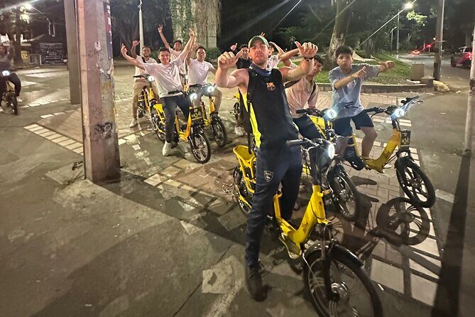 Private One and a Half Hour E-Bike Express Tour - Safety and Comfort: What You Can Expect on the Streets