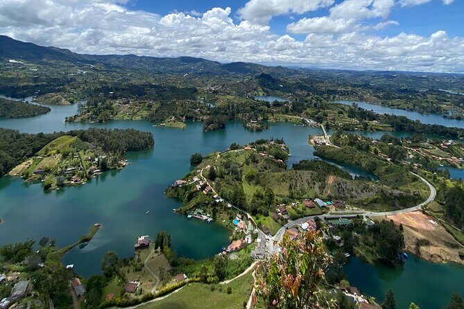 Private Tour in Guatapé - Why This Guatapé Day Trip Feels Different From a Group Bus