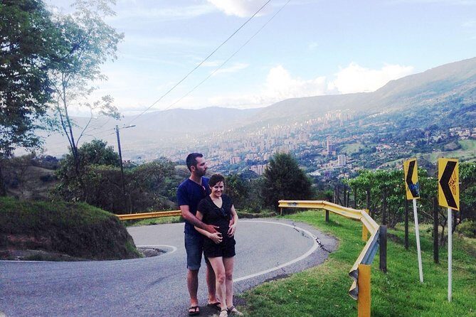 Private tour: Medellin City – Pablo Escobar and Food Tour - Plaza Botero: walking among 23 sculptures