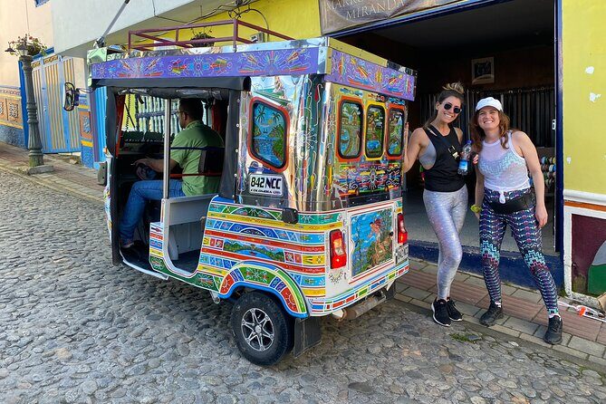 Private Tour of El peñol and Guatapé from Medellin - From Parque Lleras to Guatapé: the flow of a full 6 to 8 hours