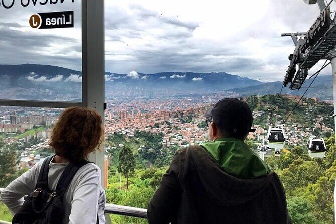 Private Tour to Comuna 13 & Exotic Fruit Market in Medellin! - Price and timing: is $60 per person good value for Medellín?