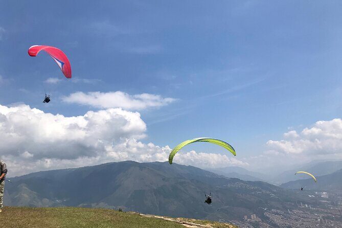 Private Tour to Guatapé, El Peñol + Paragliding from Medellín!! - Cocorná paragliding: how the flight part fits your comfort level