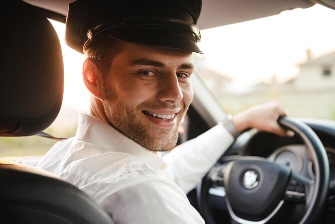 Private Transfer from Medellin Airport (MDE) - From MDE to Medellín: The First 35 Minutes That Set the Tone