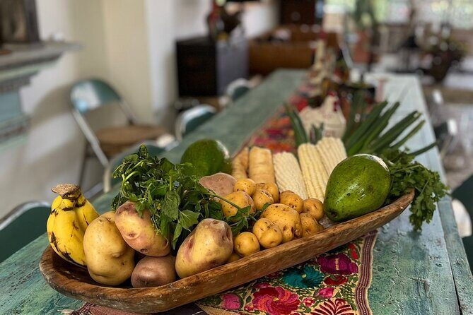 Sabor Colombiano Cooking Studio - Ajiaco in practice: learning why tubers change the bowl