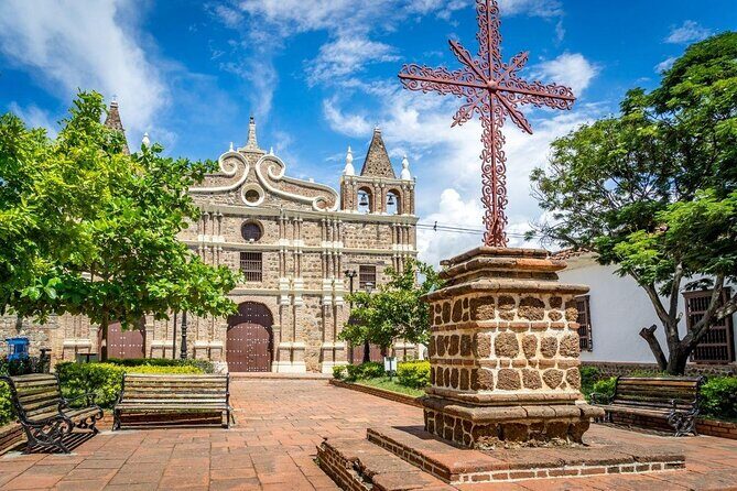 Santa Fe de Antioquia & Colonial Bridge Private Bilingual Guide - Key things to know before you go