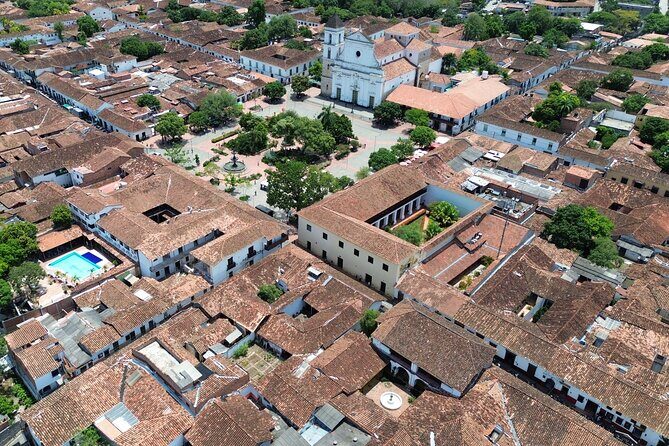 The River House Experience & Santa Fé de Antioquia (2 Days Tour) - From Medellín to a different Colombia mindset