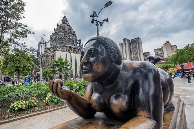 Tour privado Ciudad de Medellín combinado con comuna 13 y graffiti. - Who This Tour Suits Best