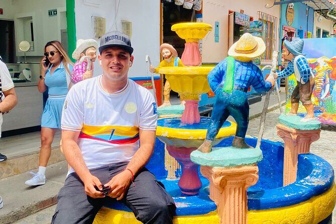 Tours Guatape Day of Adventure and Fun - Reservoir boat at the Replica del Viejo Peñol