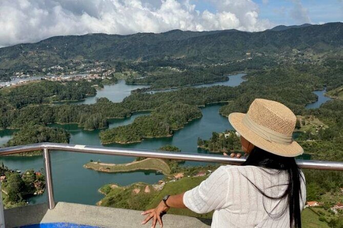 Tours Guatape Day of Adventure and Fun - Guatapé town walking: culture, gastronomy, and your photo hour