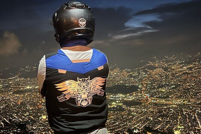 Viewpoints, Neighborhoods and Communes. La Medellin Real - Mirador Bella Primavera and the Descent Through La Cruz Slopes