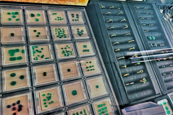 Visit Certified Colombian Emerald Jewelry in Medellin - Inside the Emerald Jewelry Store: What the Experts Actually Do